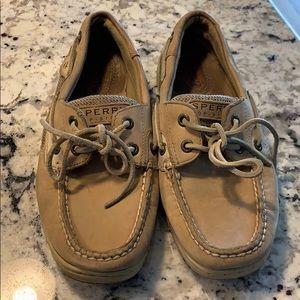 Tan Sperrys